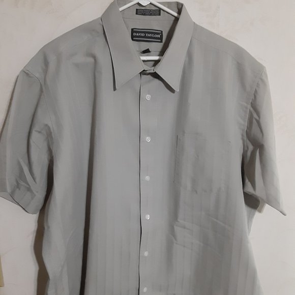 David Taylor Men's Short Sleeve Button Up Front Pocket Shirt in Size 18.5 Neck - Picture 3 of 4